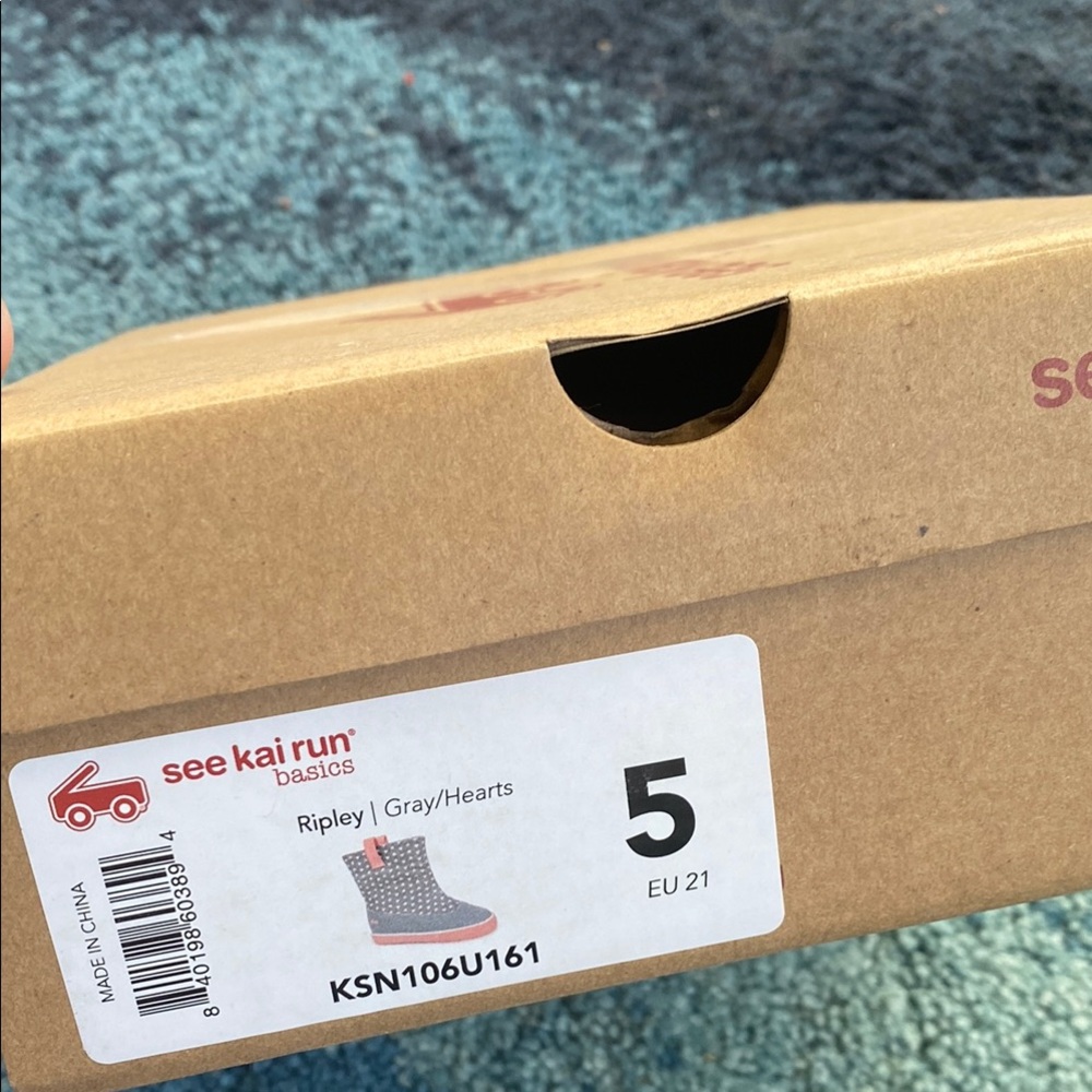 See Kai Run Ripley Gray Hearts Boots - Size 5